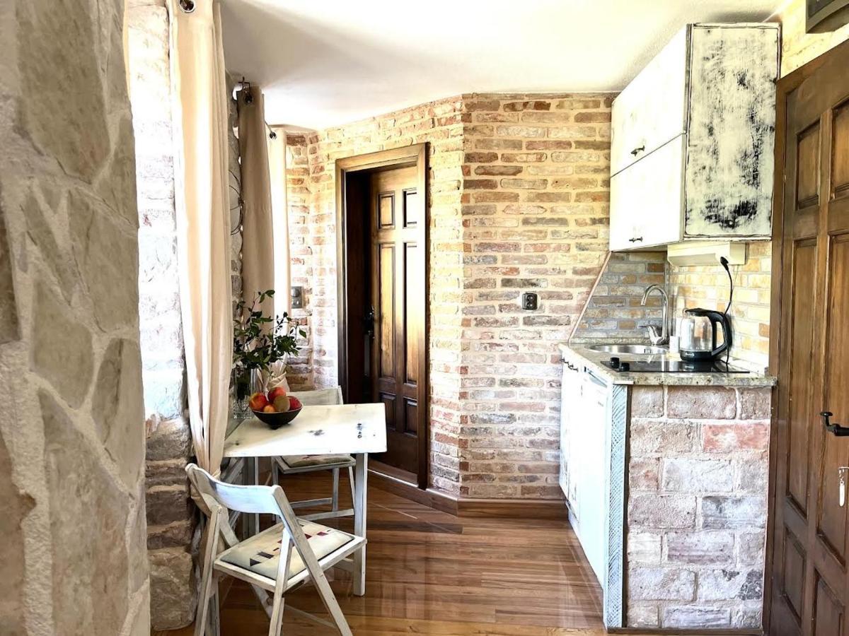 Апартаменти Una Apartments