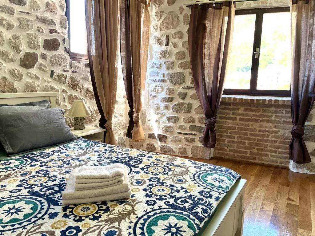 Апартаменти Una Apartments Котор