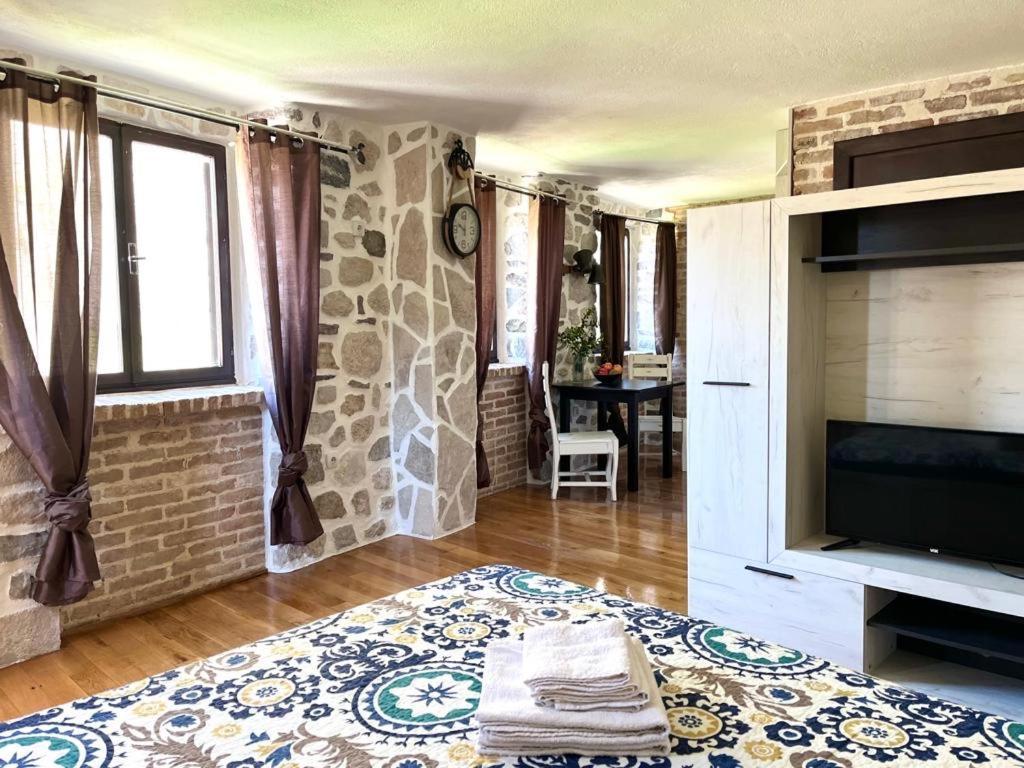 Una Apartments Апартаменти