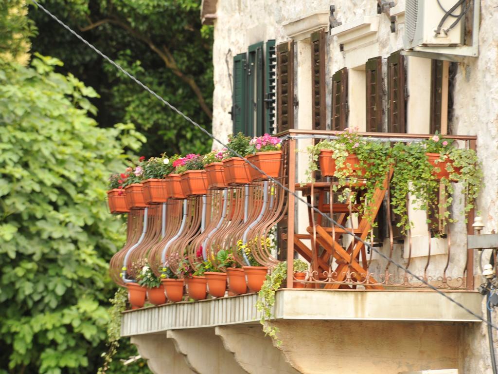 Апартаменти Una Apartments Котор